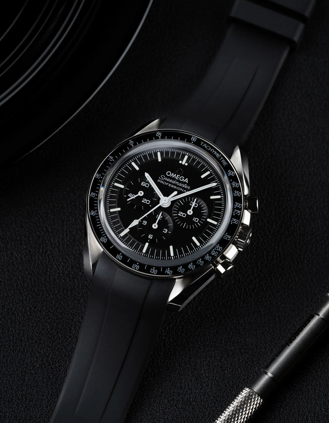 FKM Rubber 20mm Curved Strap - Noir Black